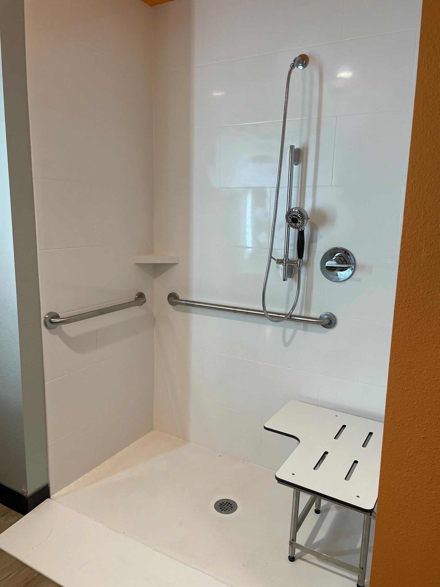 La Quinta Inn & Suites By Wyndham San Antonio Seaworld Lafb Zewnętrze zdjęcie
