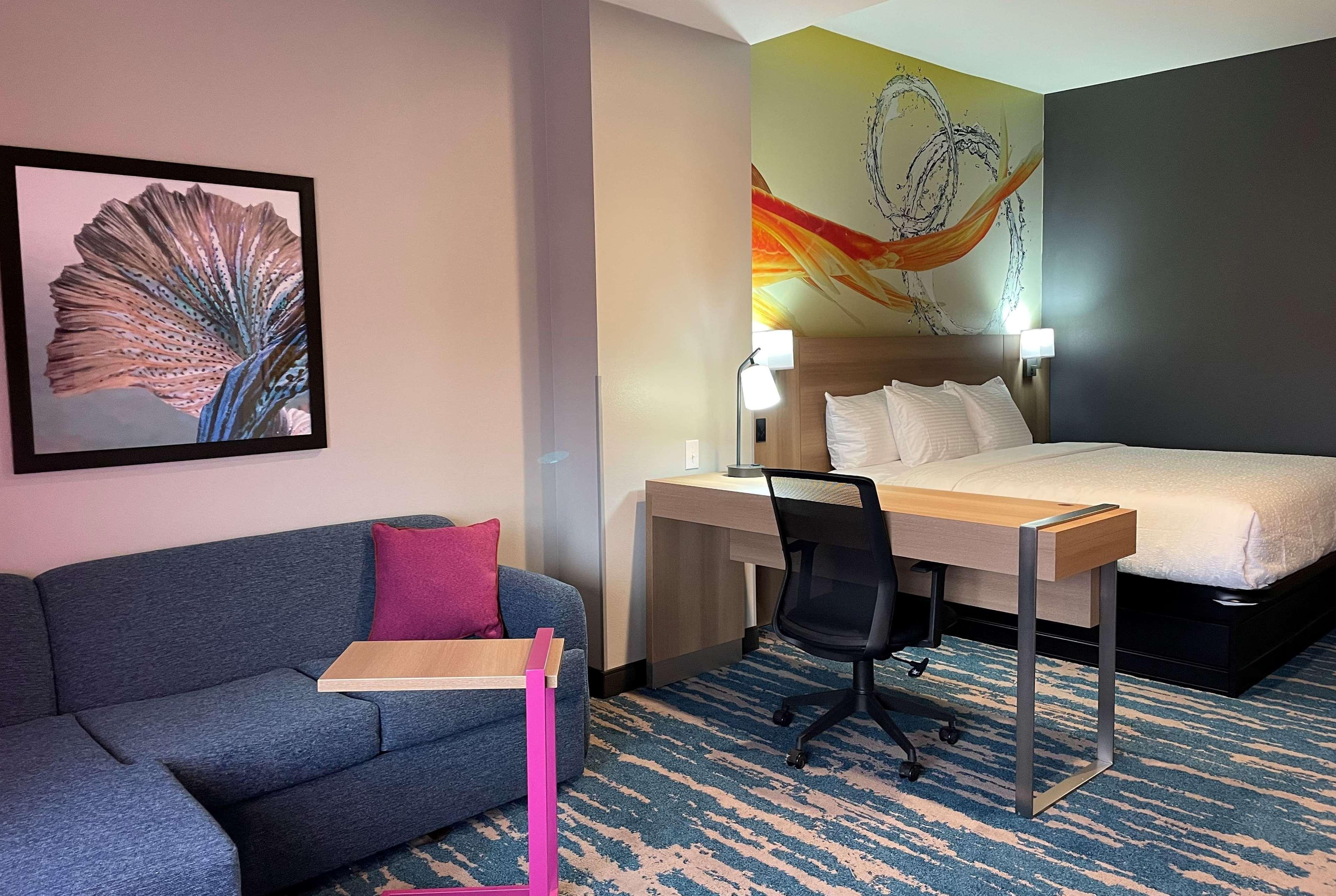 La Quinta Inn & Suites By Wyndham San Antonio Seaworld Lafb Zewnętrze zdjęcie