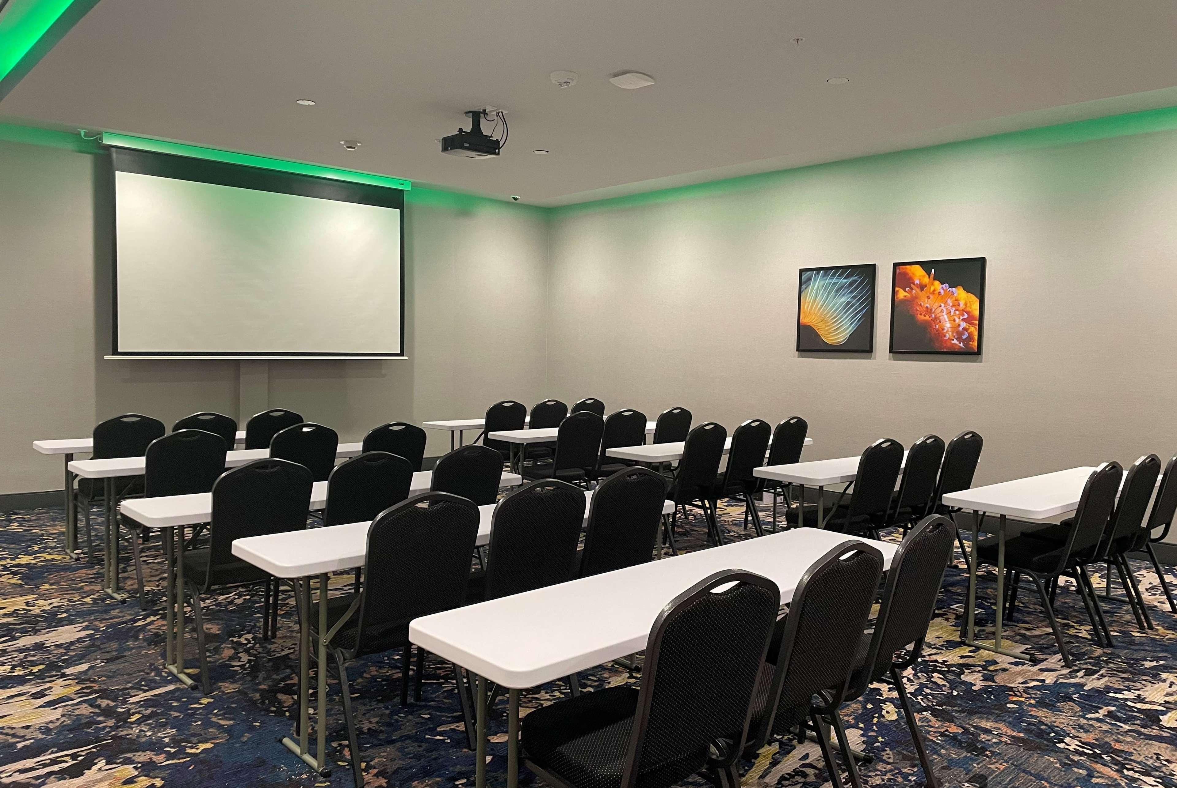 La Quinta Inn & Suites By Wyndham San Antonio Seaworld Lafb Zewnętrze zdjęcie